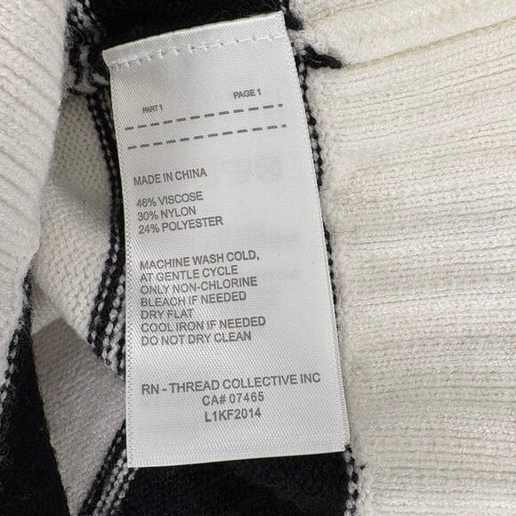 Laundry Black White Stripe Cozy Wide Sleeve Turtleneck Sweater Womens Sz L - Picture 5 of 5